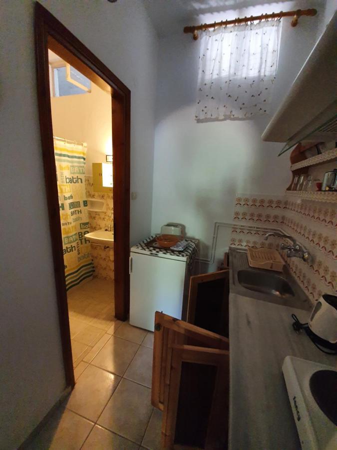 Dionisos Studios And Apts Skiathos Koukounaries Luaran gambar